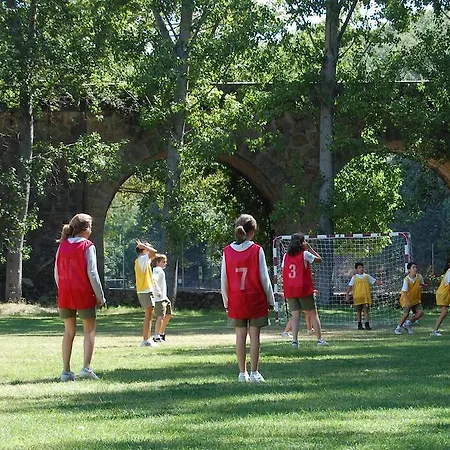 بيت شباب El Lago, Caceres جاريز دي لا فيرا
