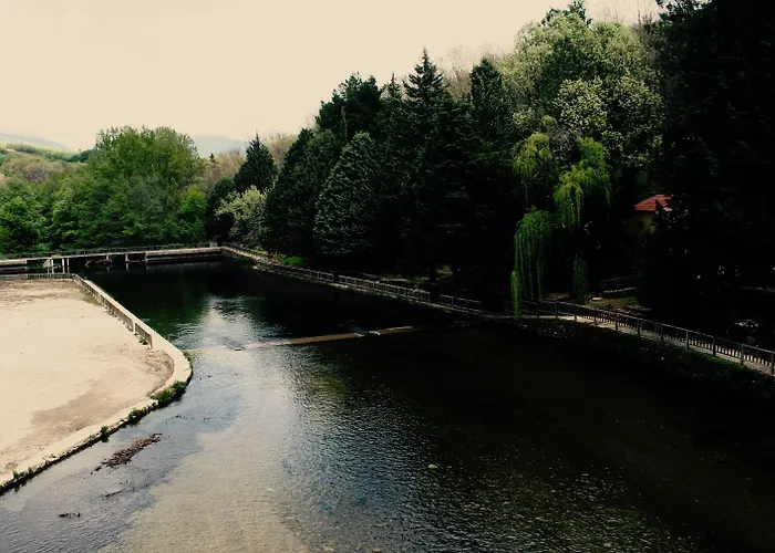 El Lago, Caceres 호스텔