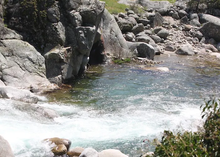 호스텔 El Lago, Caceres *